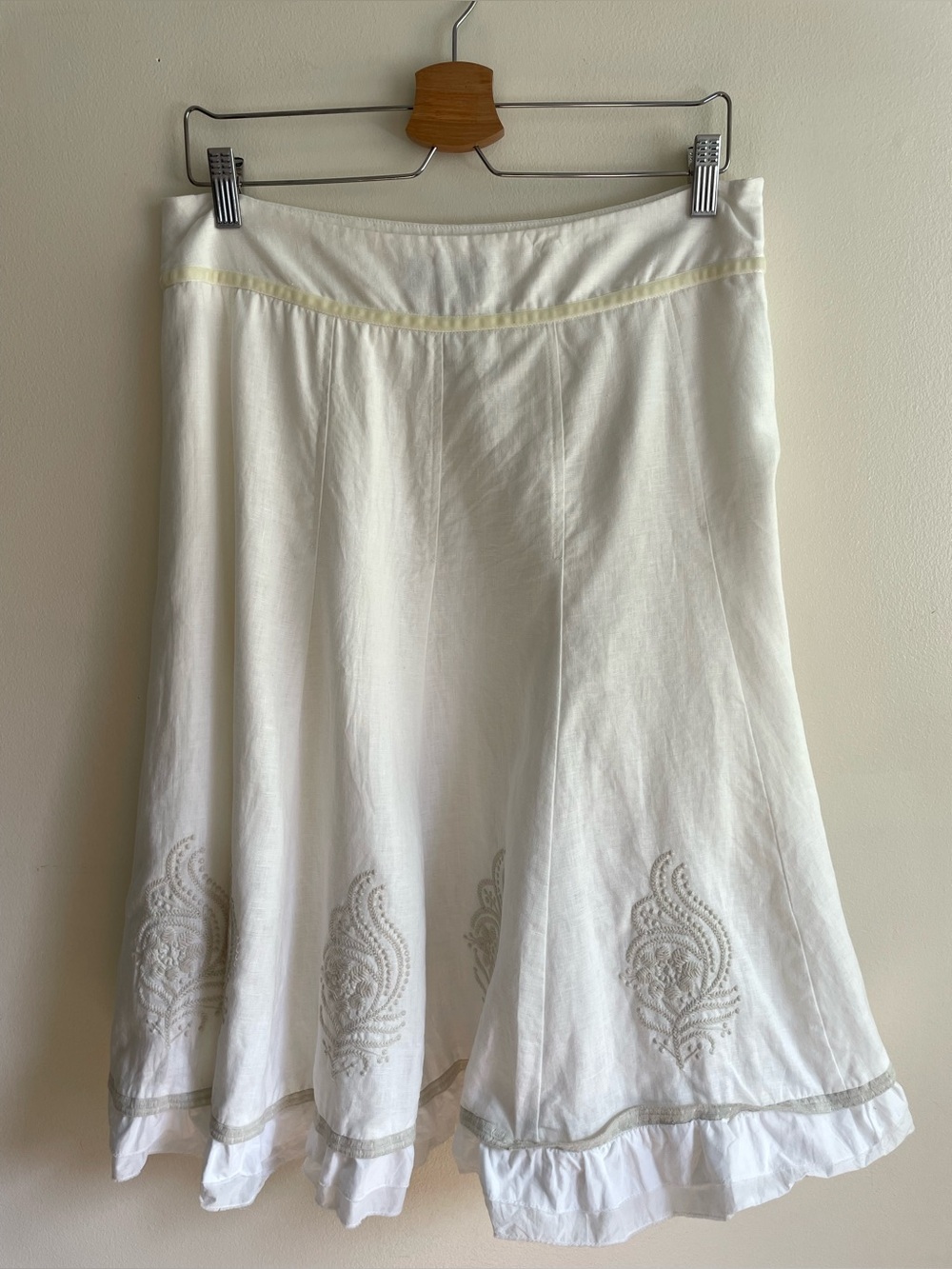Mercer & Madison 100% Linen Embroidered Boho A-Line Skirt